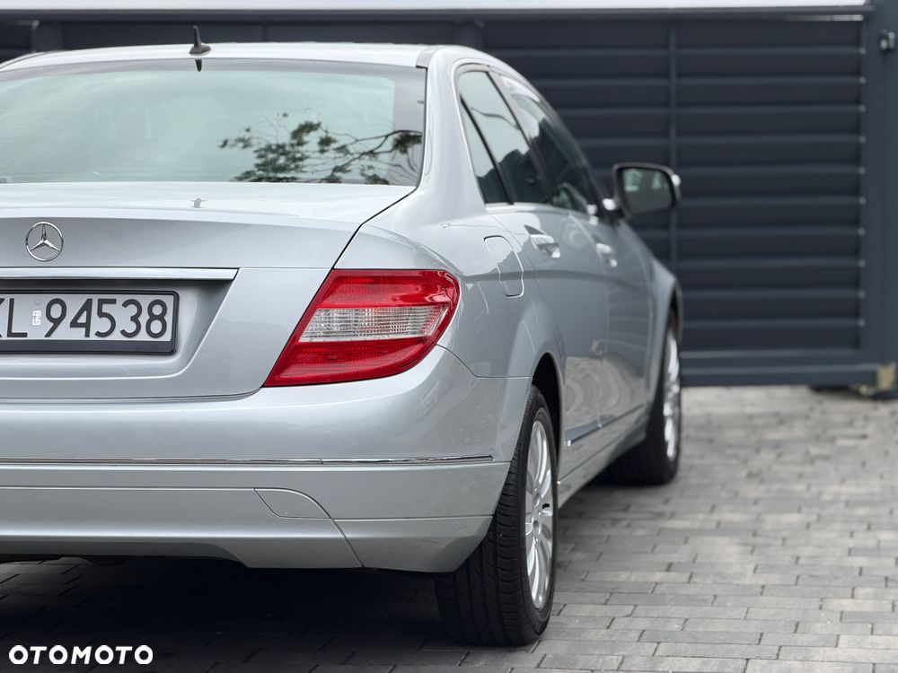 Mercedes-Benz Klasa C 180 Kompressor Avantgarde - 31