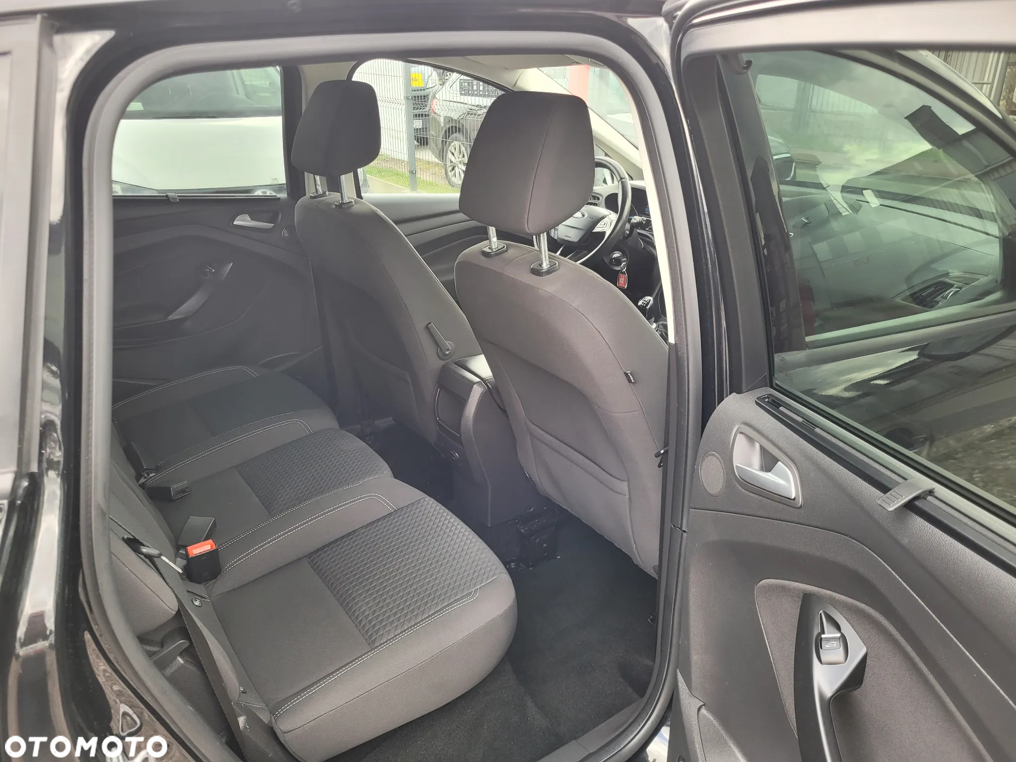 Ford C-MAX - 16