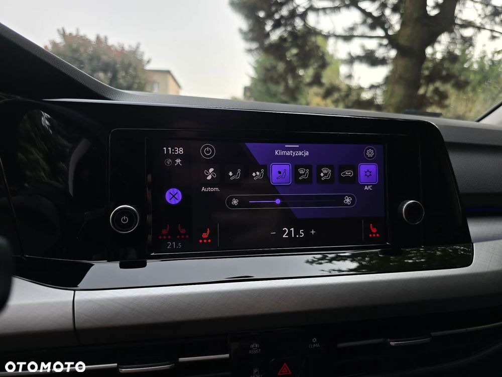 Volkswagen Golf - 26