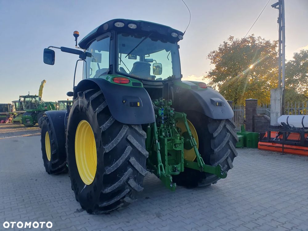 John Deere 6210 R - 5