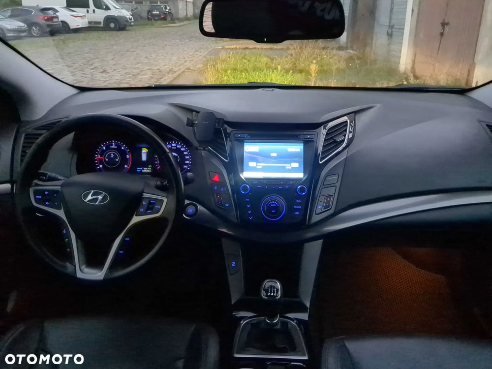 Hyundai i40 Kombi blue 1.7 CRDi Premium - 7