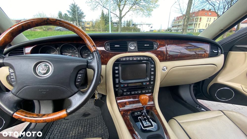 Jaguar XJ XJ6 2.7 D Executive - 14