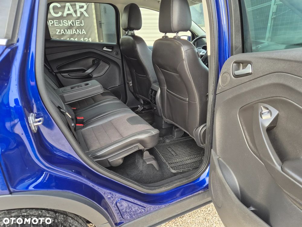 Ford Kuga 2.0 TDCi 2x4 Titanium - 15