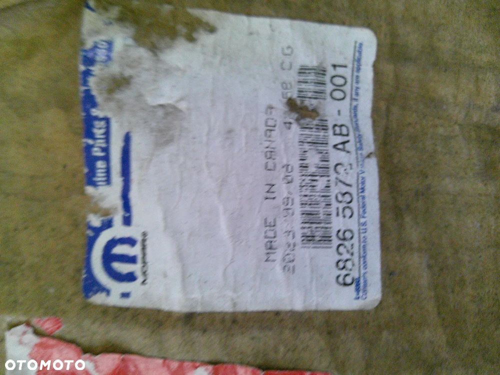 Wygłuszenie maski DODGE DURANGO (WD) 68265872AB 5.7L  11-26 grand cherokee - 2