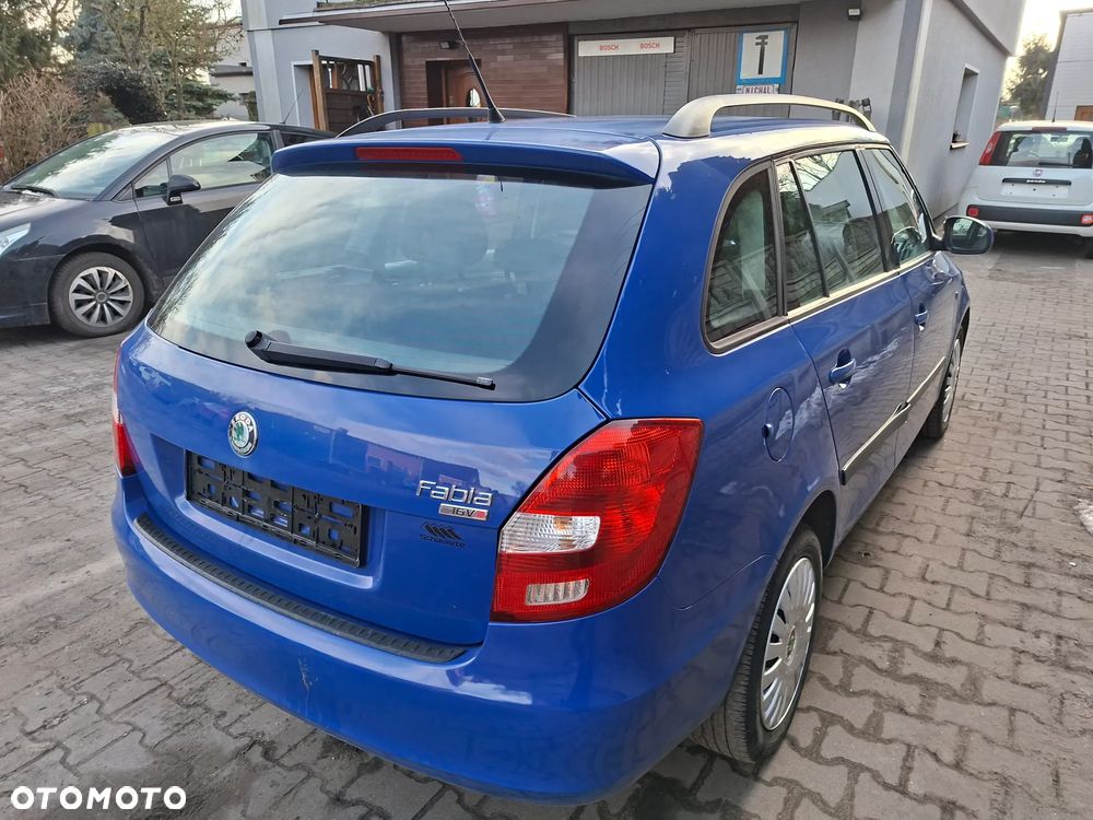 Skoda Fabia 1.6 16V Elegance - 6