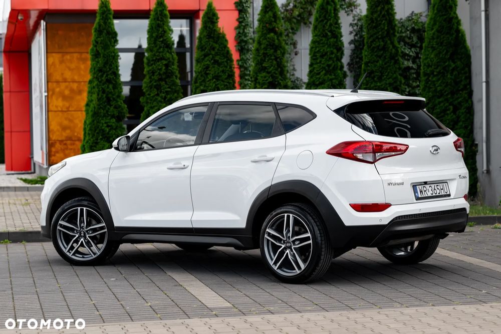 Hyundai Tucson 1.7 CRDI BlueDrive Style 2WD - 15
