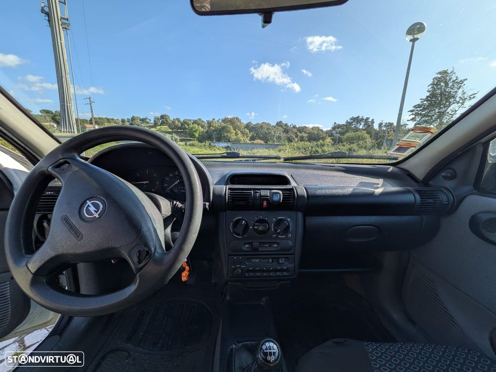 Opel Corsa 1.5 TD - 12