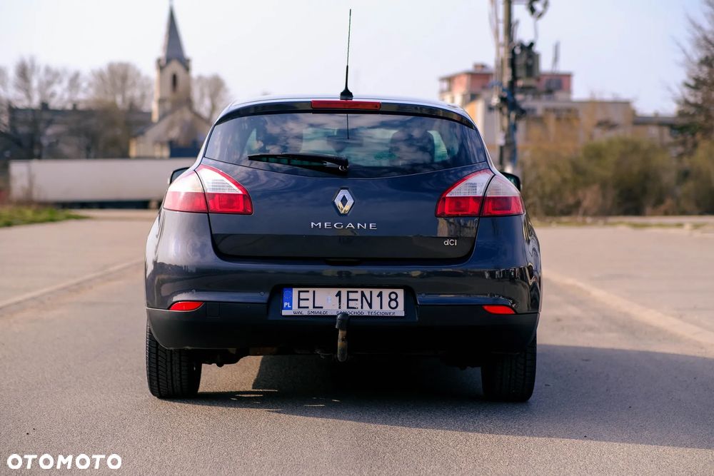 Renault Megane 1.9 dCi Bose Edition - 8