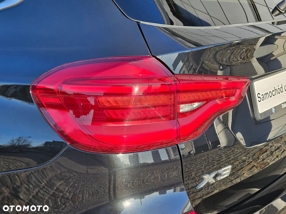 BMW X3 xDrive20d Luxury Line - 9