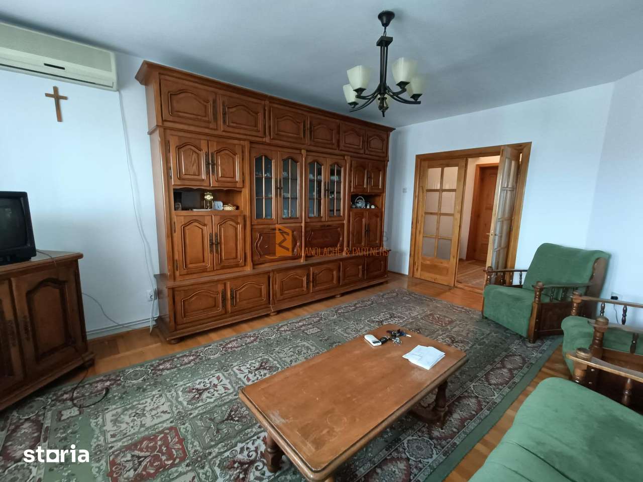 Apartament 3 camere decomandat zona Crang — fotografia 1
