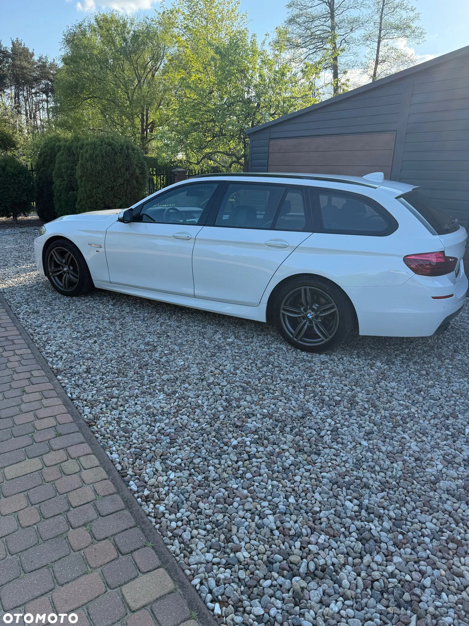 BMW Seria 5 528i xDrive Touring Sport-Aut - 3