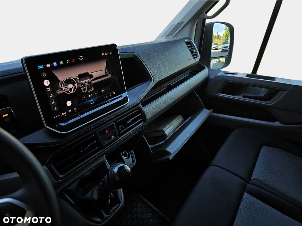 Volkswagen Crafter - 13