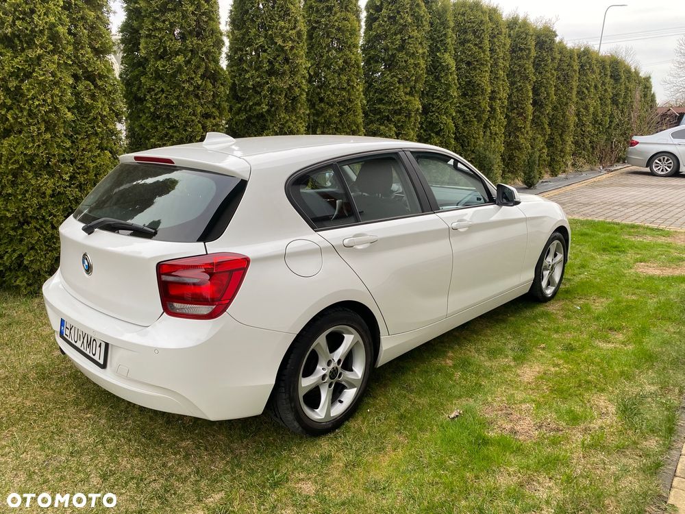 BMW Seria 1 118i - 4
