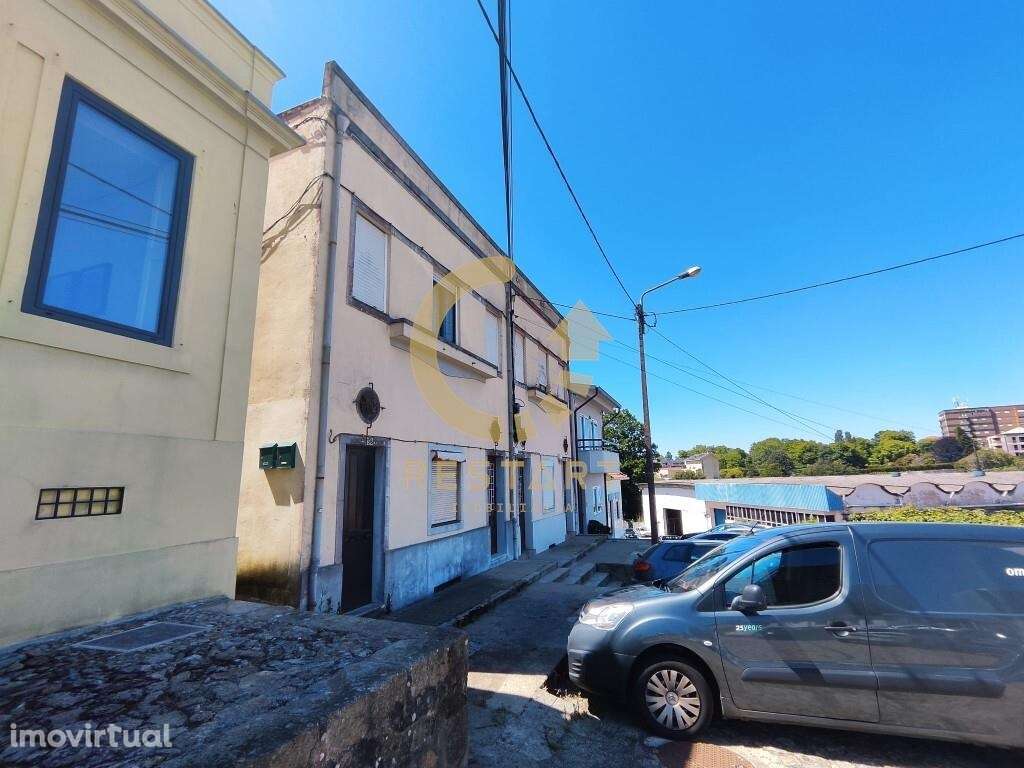 Moradia na Zona Histórica de Leça da Palmeira - Grande imagem: 3/34