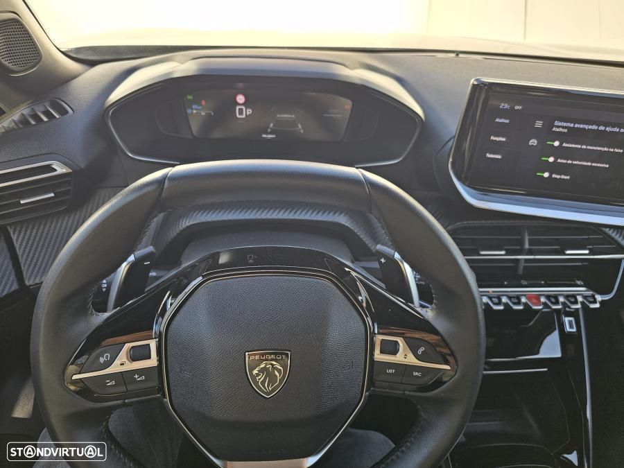 Peugeot 2008 1.2 Hybrid Allure e-DCS6 - 26