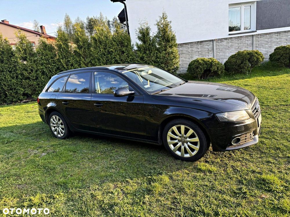 Audi A4 Avant 2.0 TDI DPF Ambiente - 11