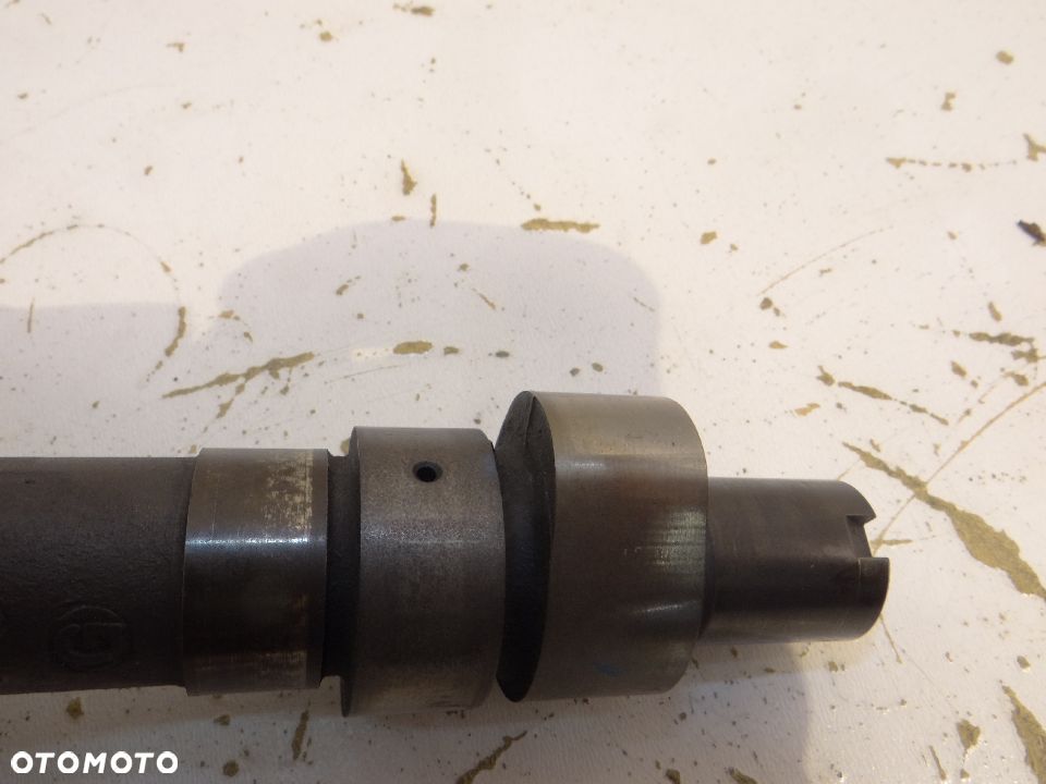 Suzuki VS 1400 Intruder wałek rozrządu przód S06 - 4