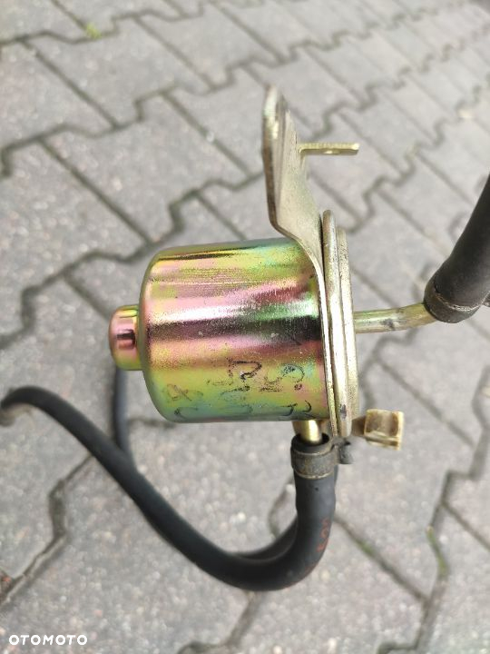 FILTR OPARÓW PALIWA AUDI 80 B3 1,8 i - 2