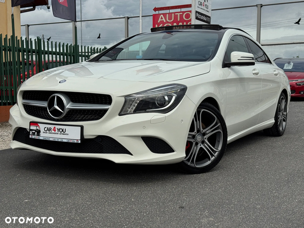 Mercedes-Benz CLA 200 7G-DCT StreetStyle