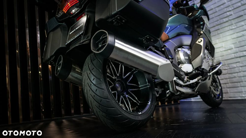 BMW K - 7