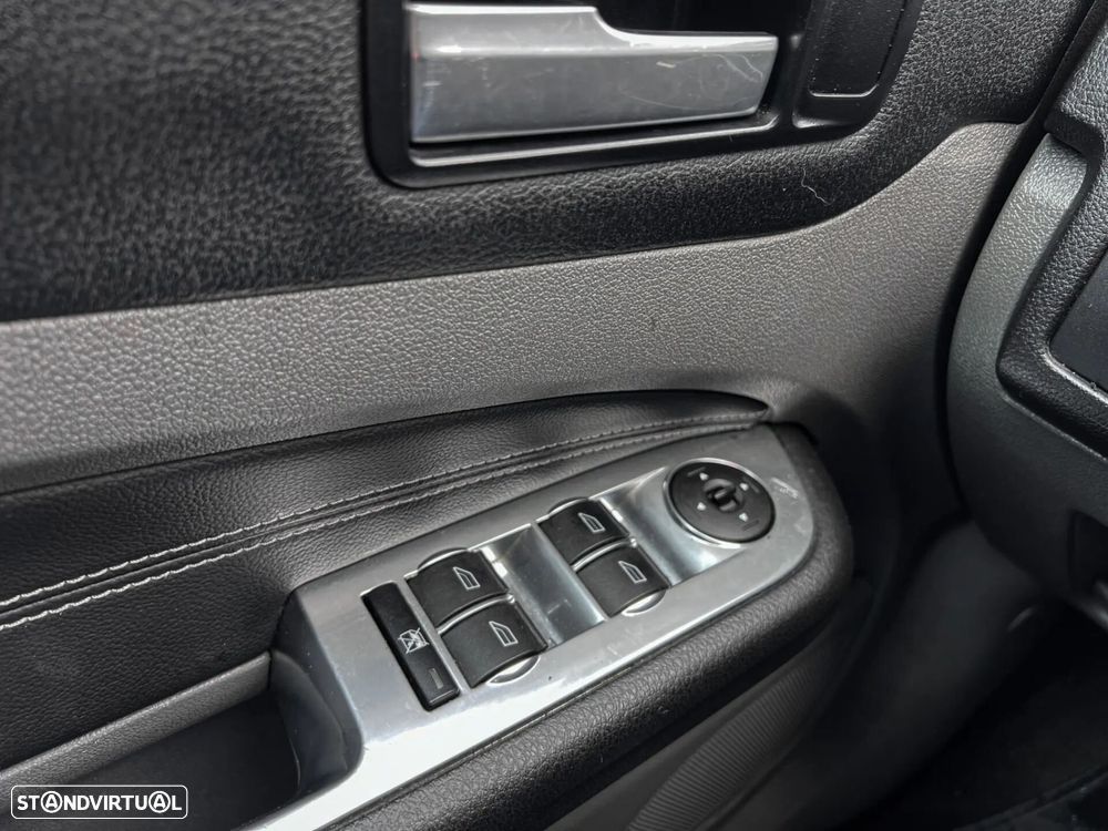 Ford Focus SW 1.6 TDCi Titanium - 14