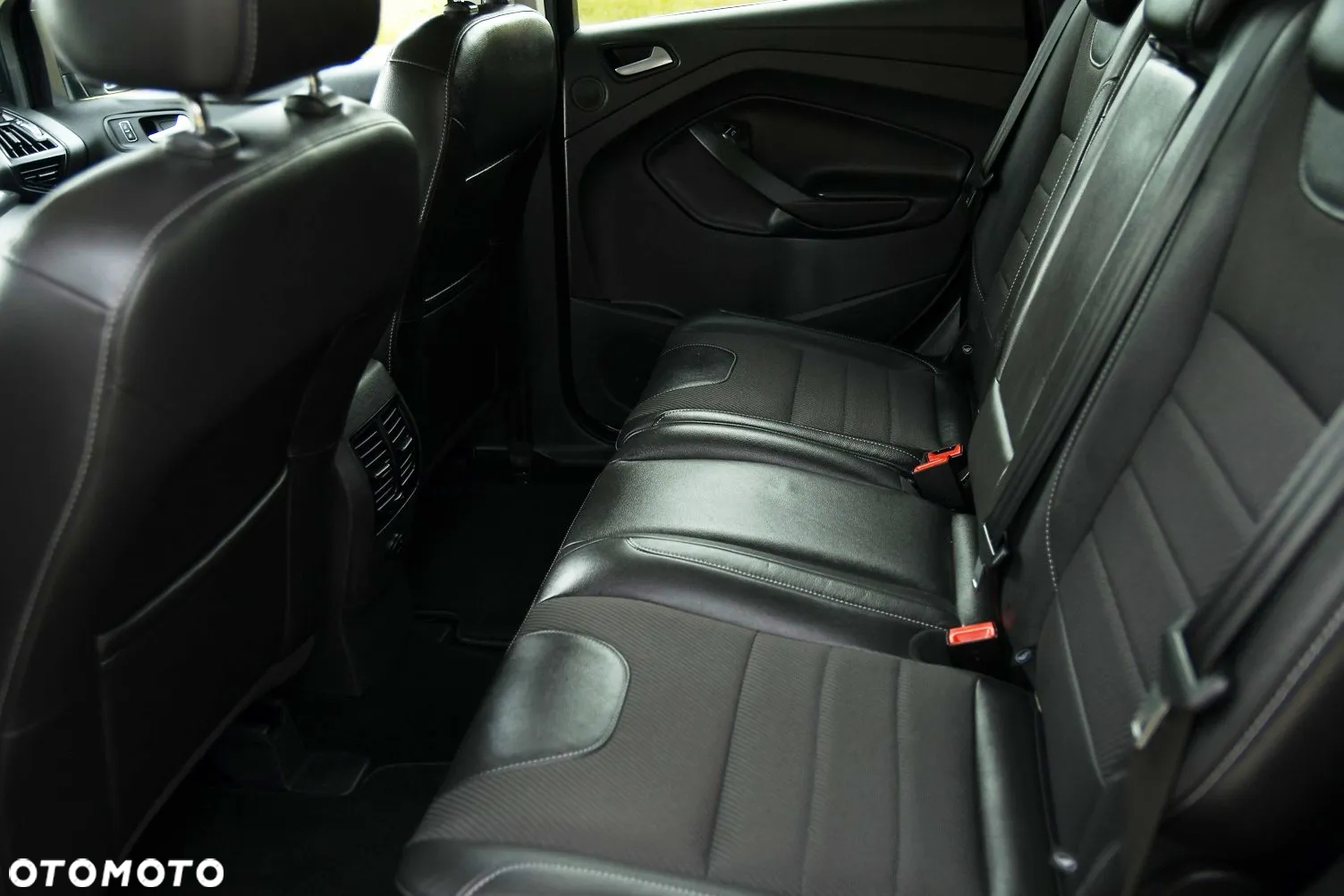 Ford Kuga 2.0 TDCi 4WD Titanium - 22