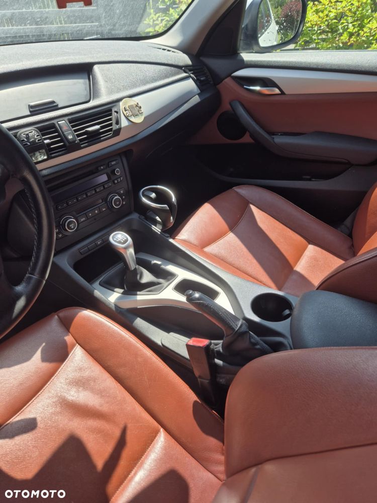 BMW X1 sDrive18d - 9