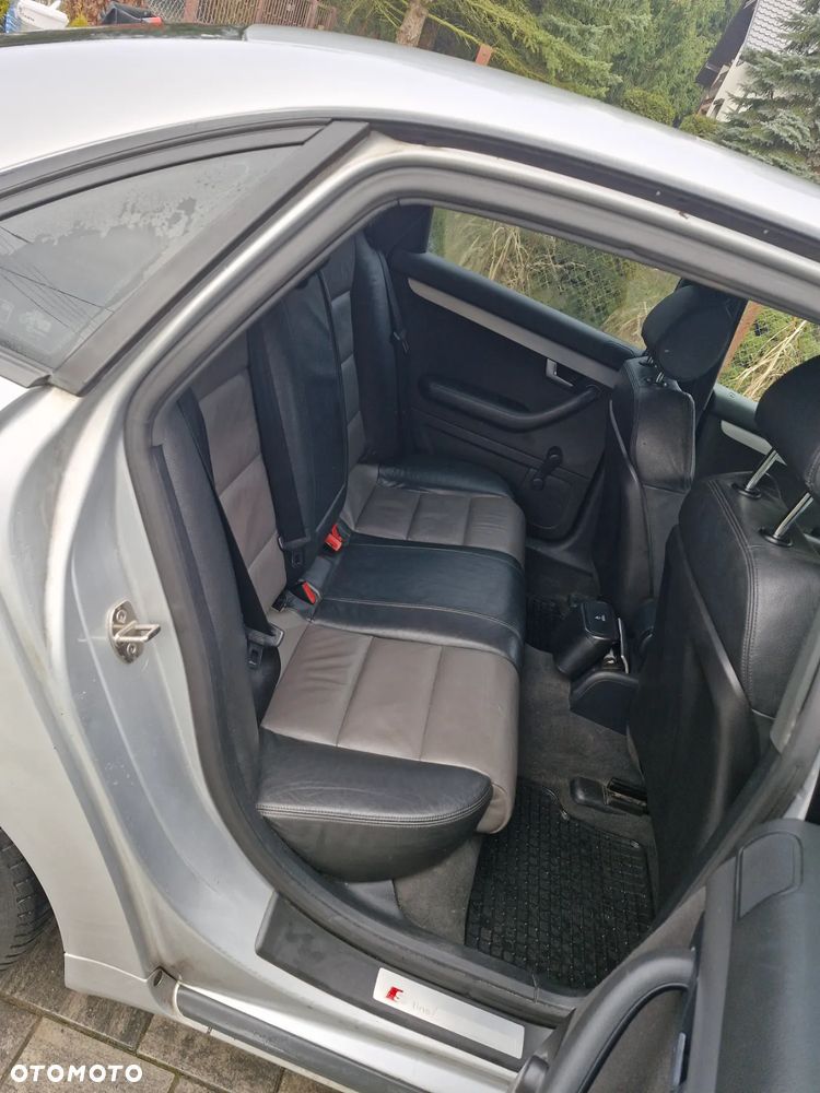 Audi A4 Limousine 2.0 TDI DPF - 5