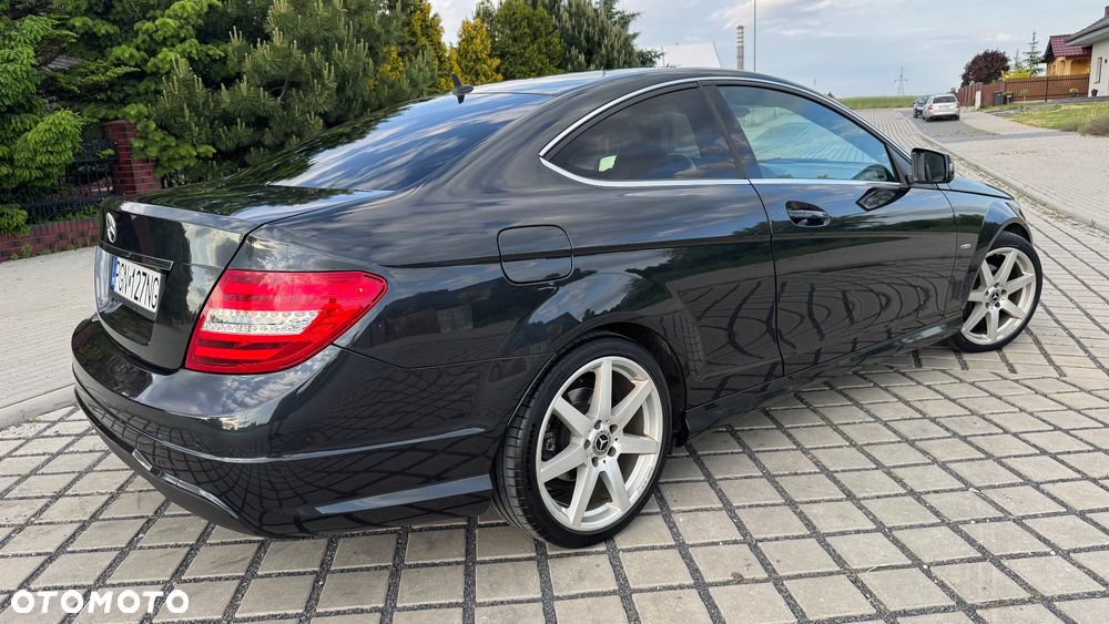 Mercedes-Benz Klasa C 180 BlueEFFICIENCY - 14