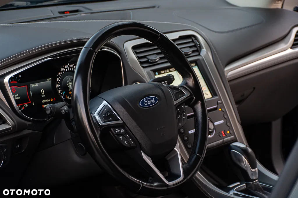 Ford Mondeo Turnier 2.0 TDCi PowerShift-Aut Allrad Vignale - 16