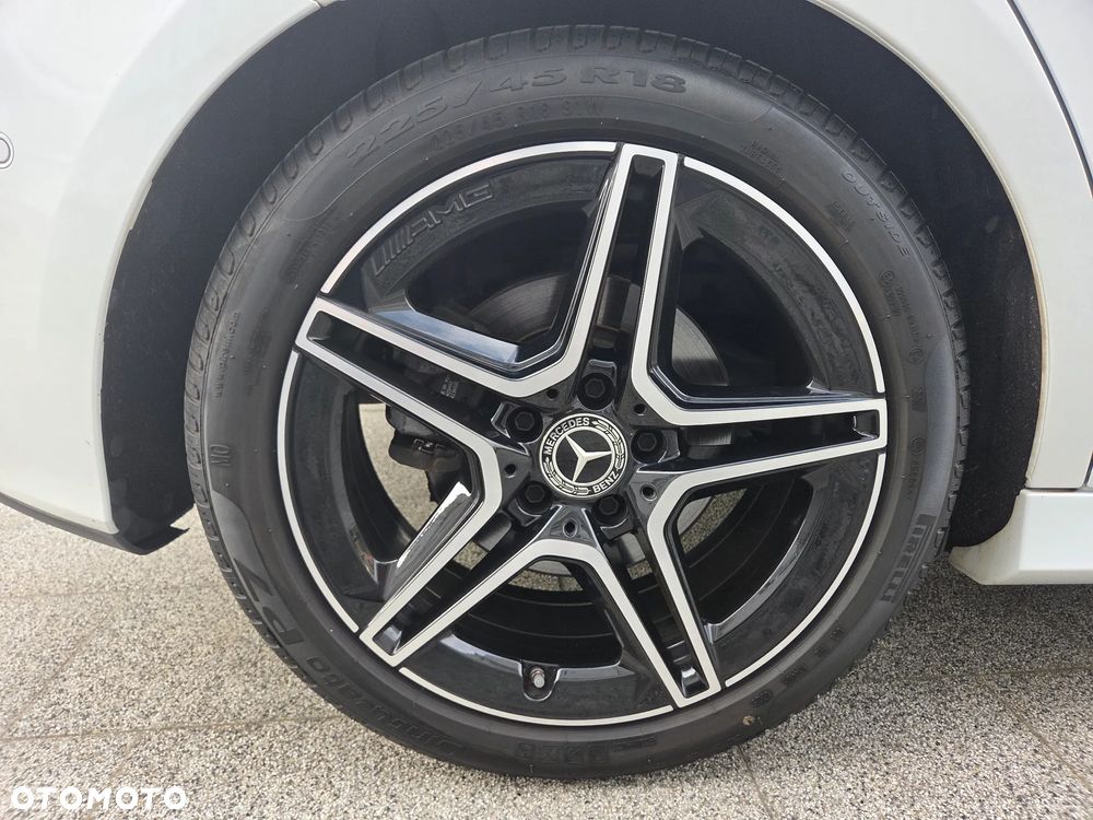 Mercedes-Benz Klasa B 220 d 4Matic 8G-DCT AMG Line - 25