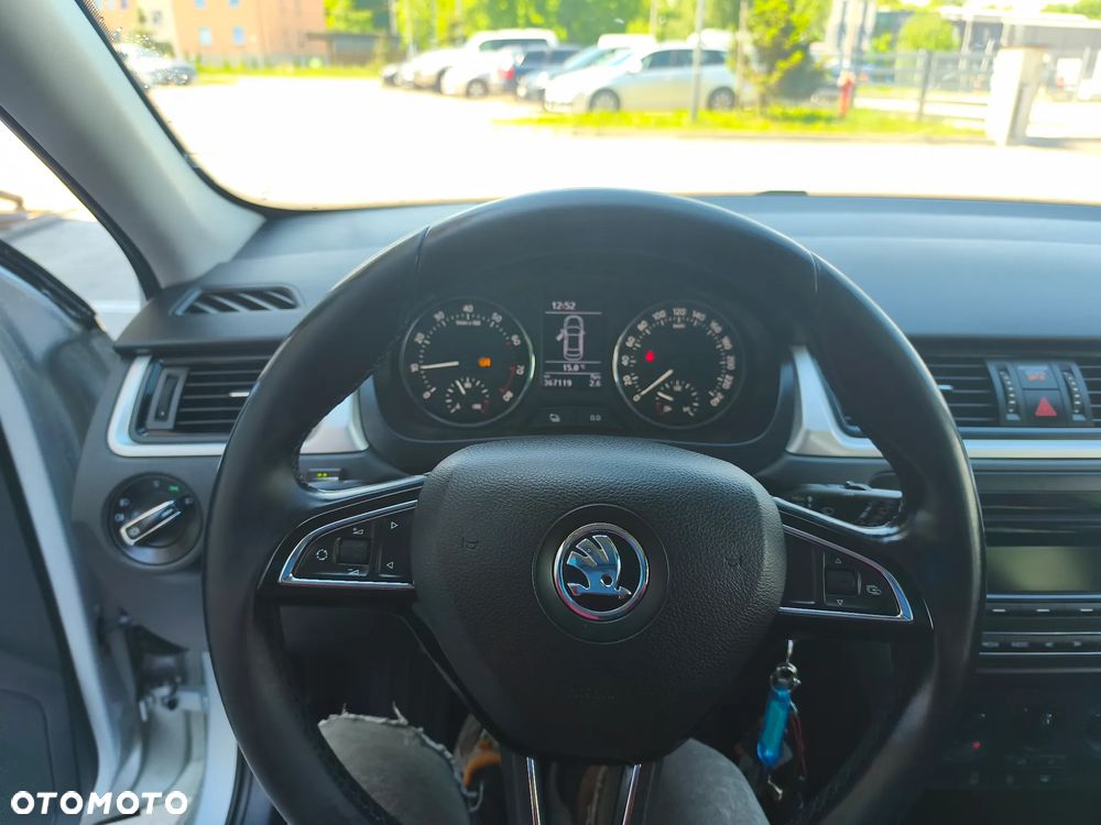 Skoda RAPID - 26