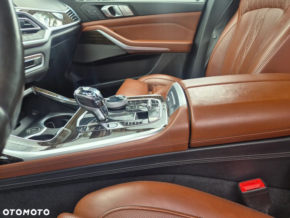 BMW X7 xDrive30d sport - 22