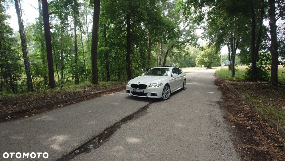 BMW Seria 5 535i Sport-Aut - 21
