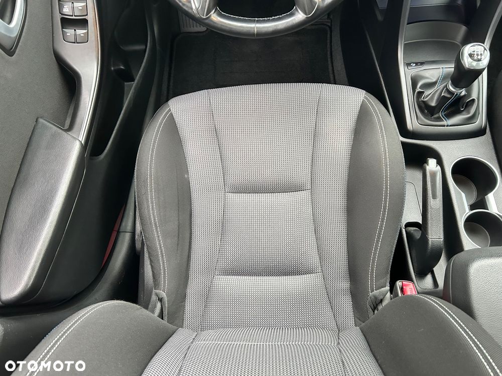 Hyundai i30 1.6 CRDi BlueDrive Premium - 15