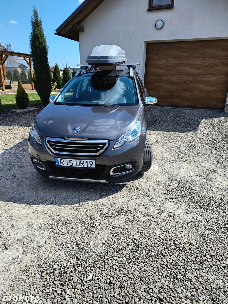 Peugeot 2008 1.2 Pure Tech Allure S&S - 3