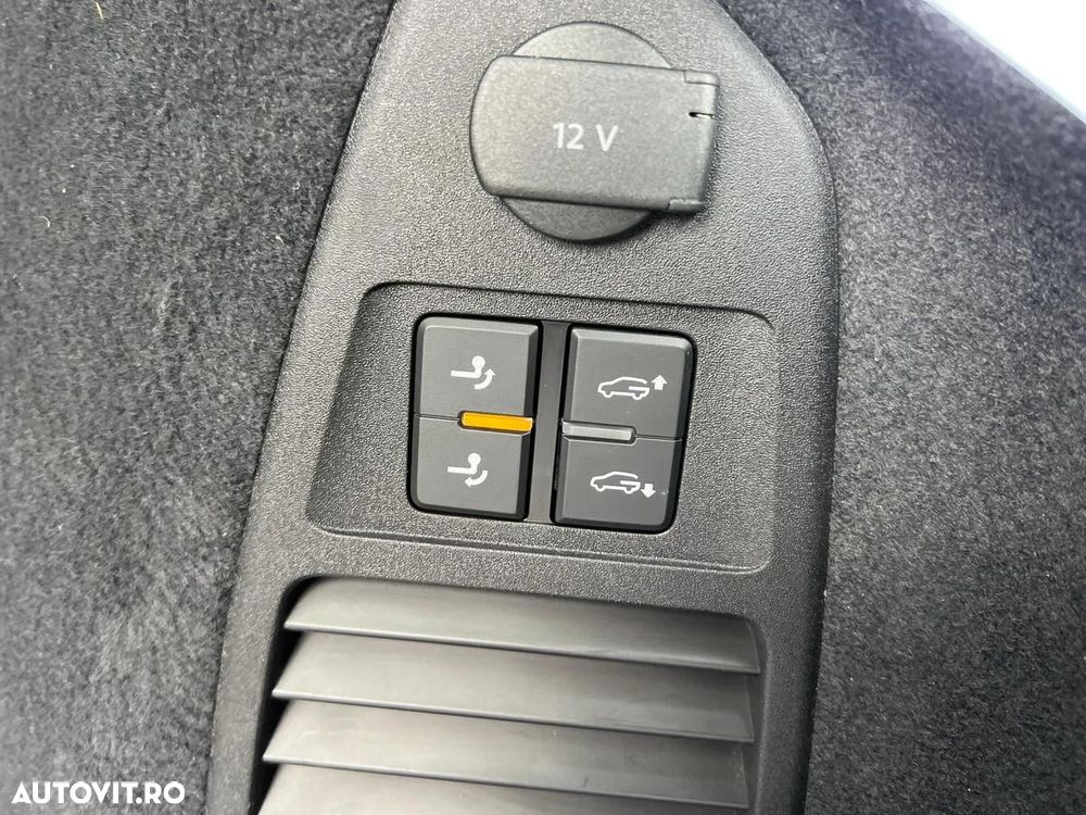 Volkswagen Touareg V6 TDI Elegance - 30
