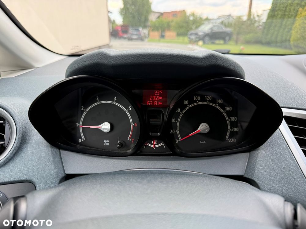 Ford Fiesta 1.25 Viva - 29