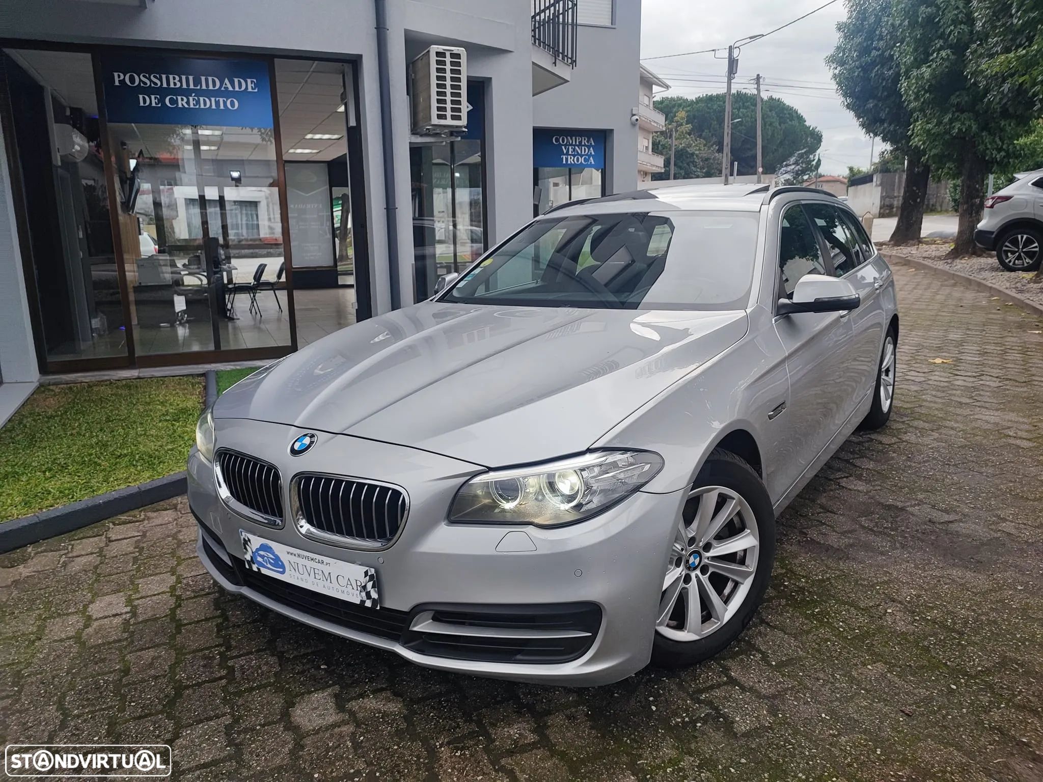 BMW 520 d Line Luxury Auto - 1