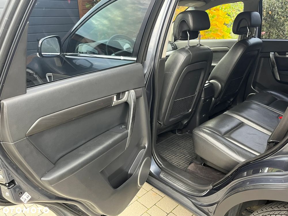 Chevrolet Captiva - 16