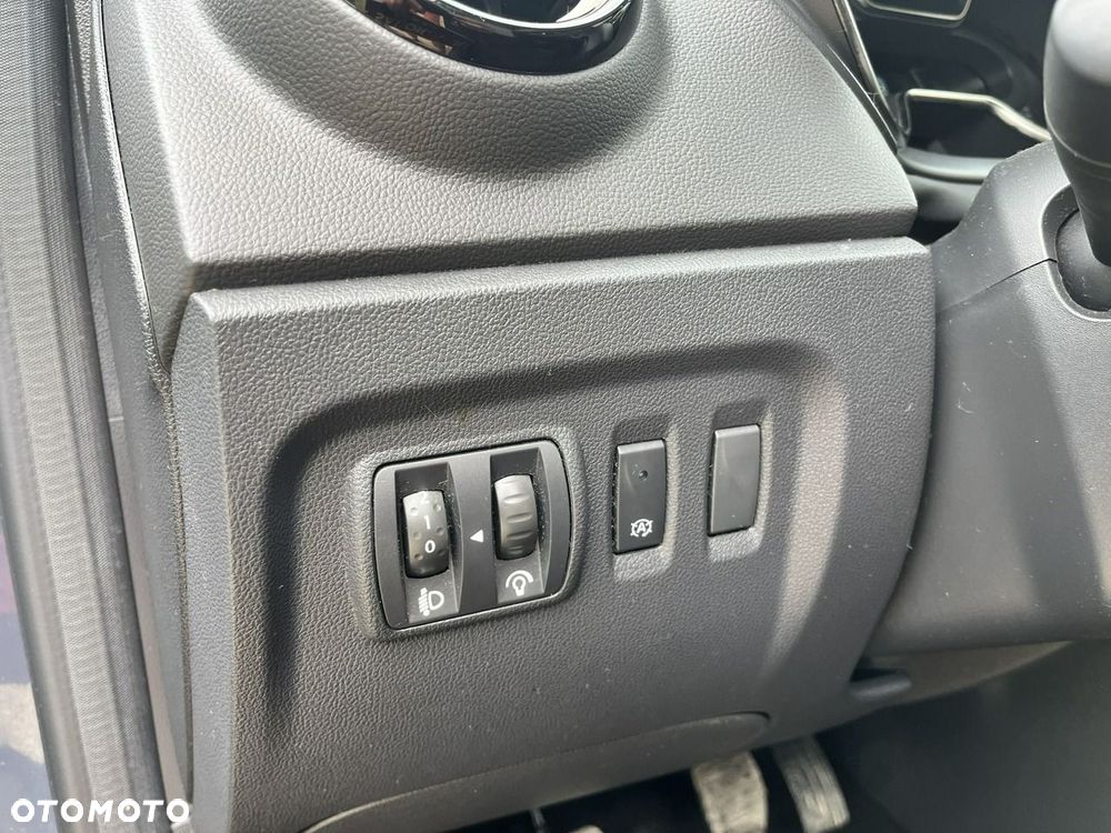 Renault Captur - 27