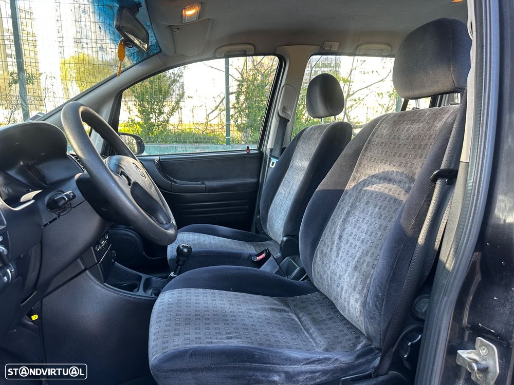 Opel Zafira - 5