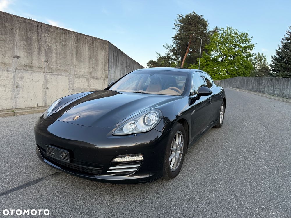 Porsche Panamera 4S - 7