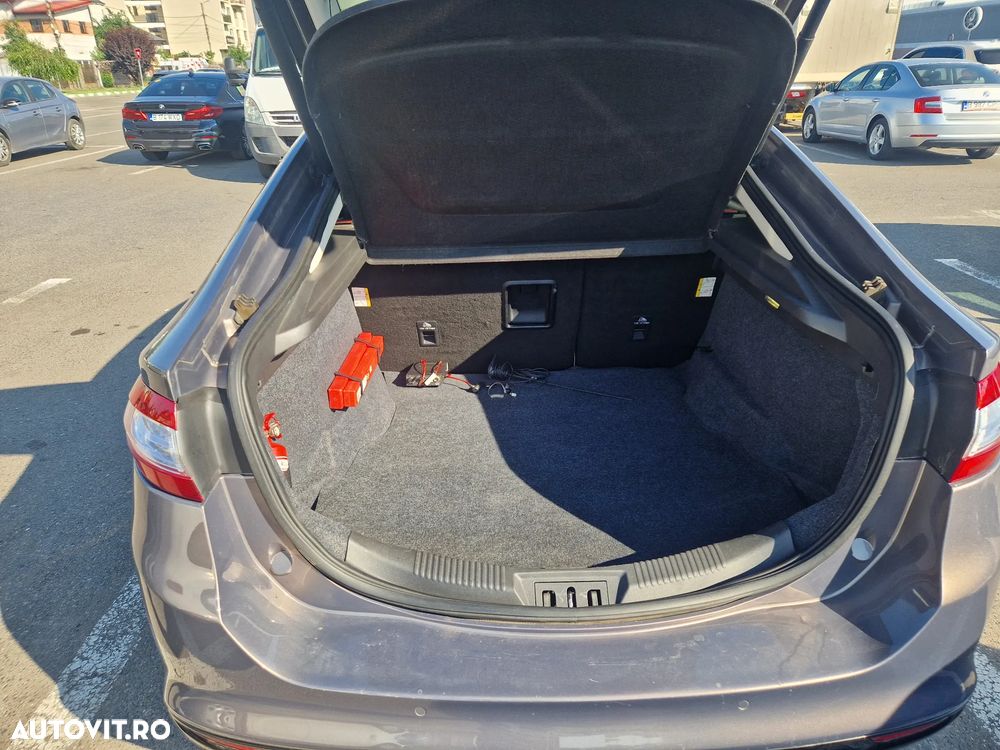 Ford Mondeo 2.0 TDCI Titanium - 12