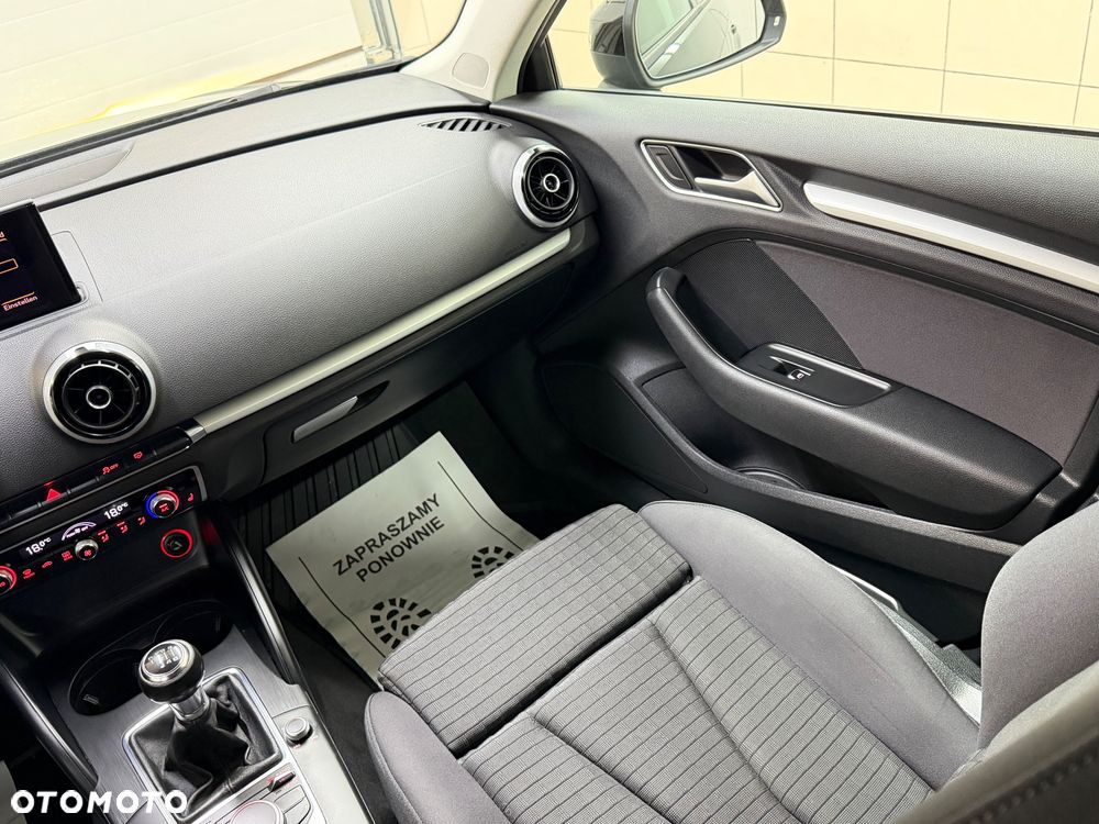 Audi A3 Sportback 2.0 TDI Ambition - 28