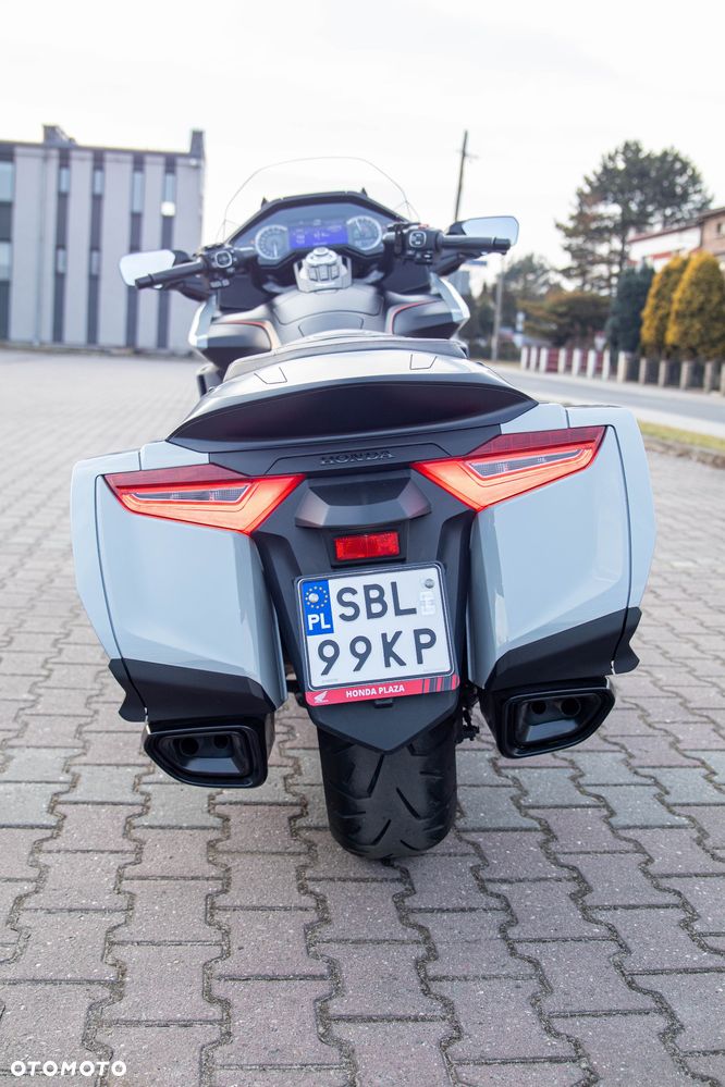 Honda GL - 12