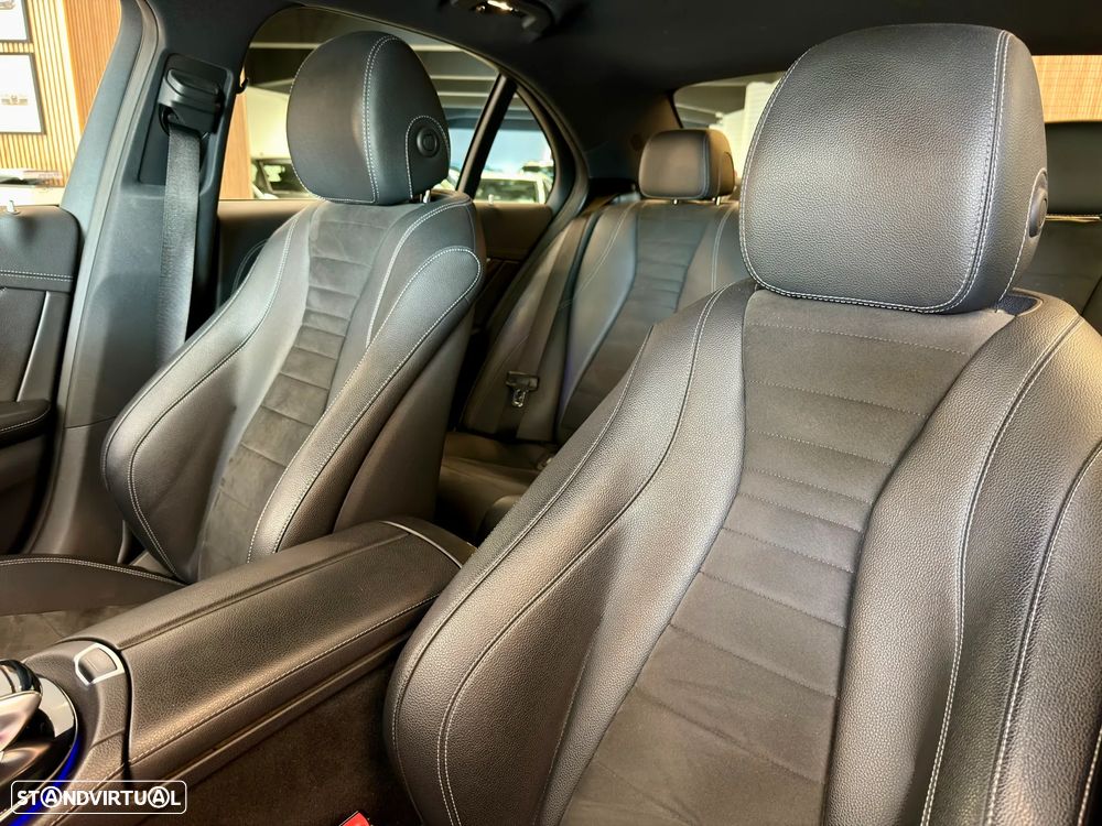 Mercedes-Benz E 220 d AMG Line - 32