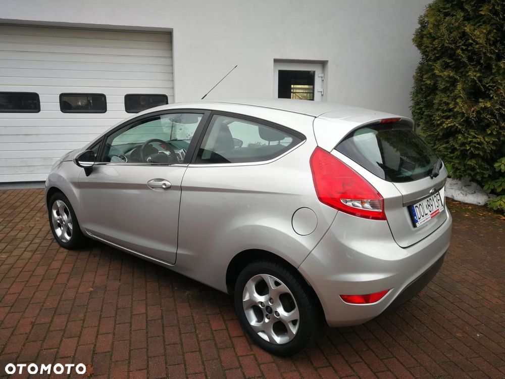 Ford Fiesta 1.25 Titanium - 9