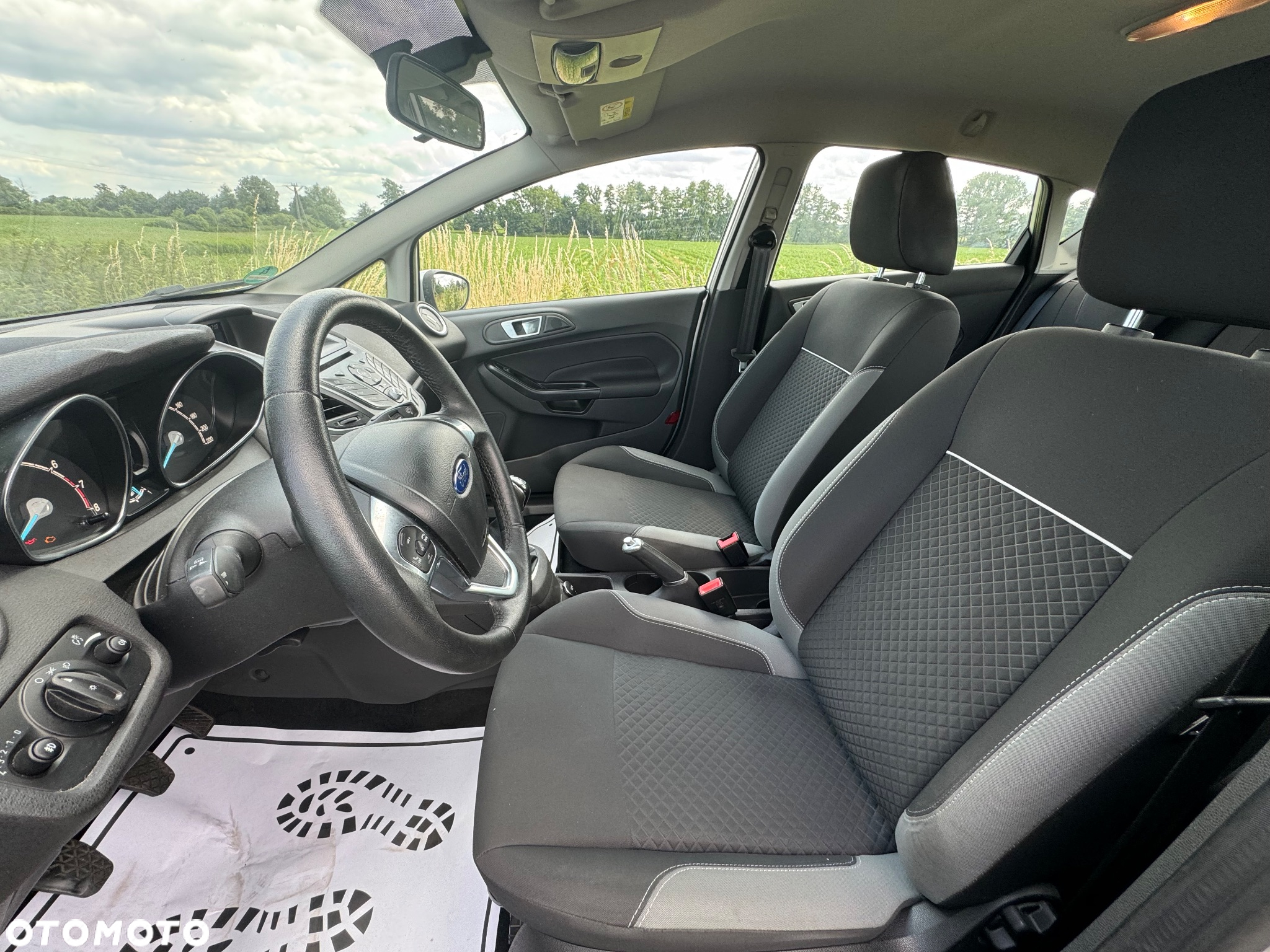 Ford Fiesta 1.0 EcoBoost Gold X - 16