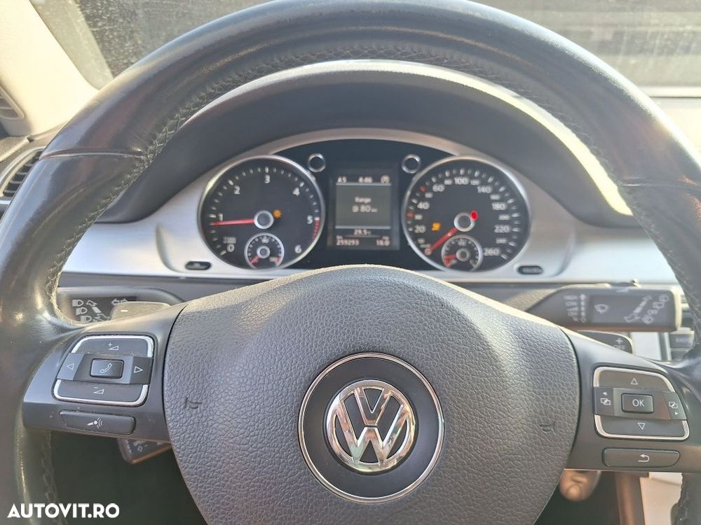 Ceasuri bord VW Passat B7 CC colorate benzinal - 1
